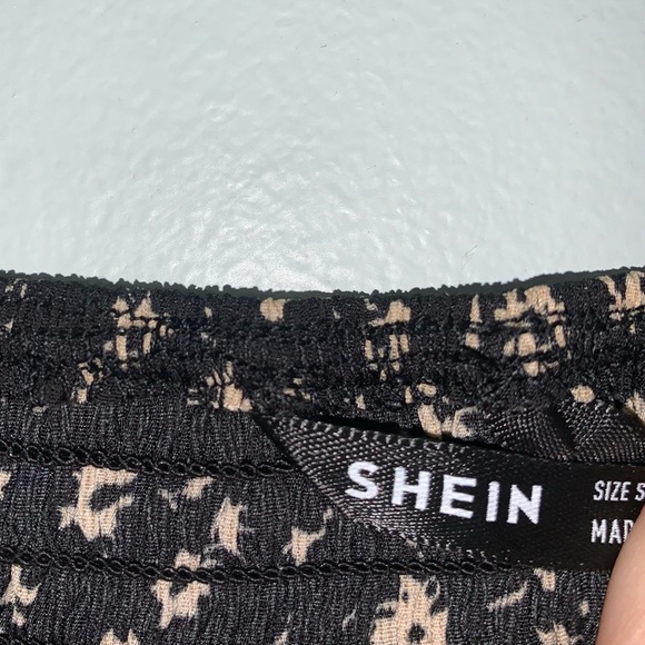 SHEIN Size Small floral dress off the shoulder - Picture 3 of 10